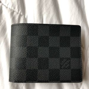 Louis Vuitton men’s wallet